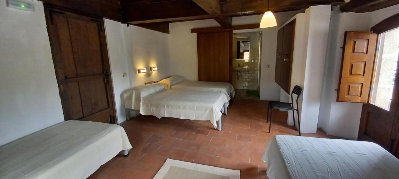 Albergue Turístico San Blas de Oliva de Plasencia Exterior foto